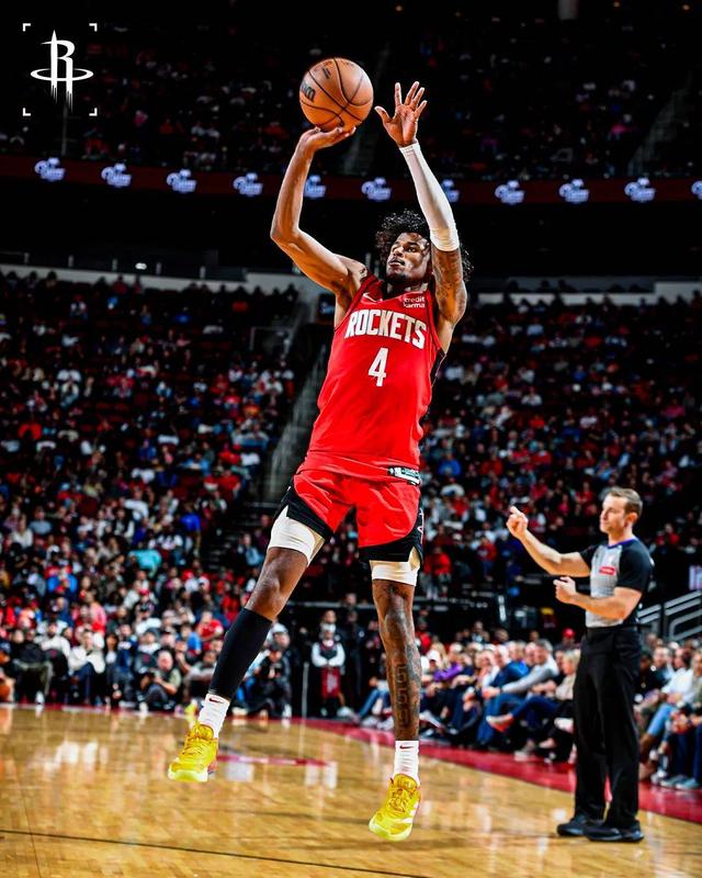 雷火电竞app-鹈鹕力克北京队，德罗赞状态火热